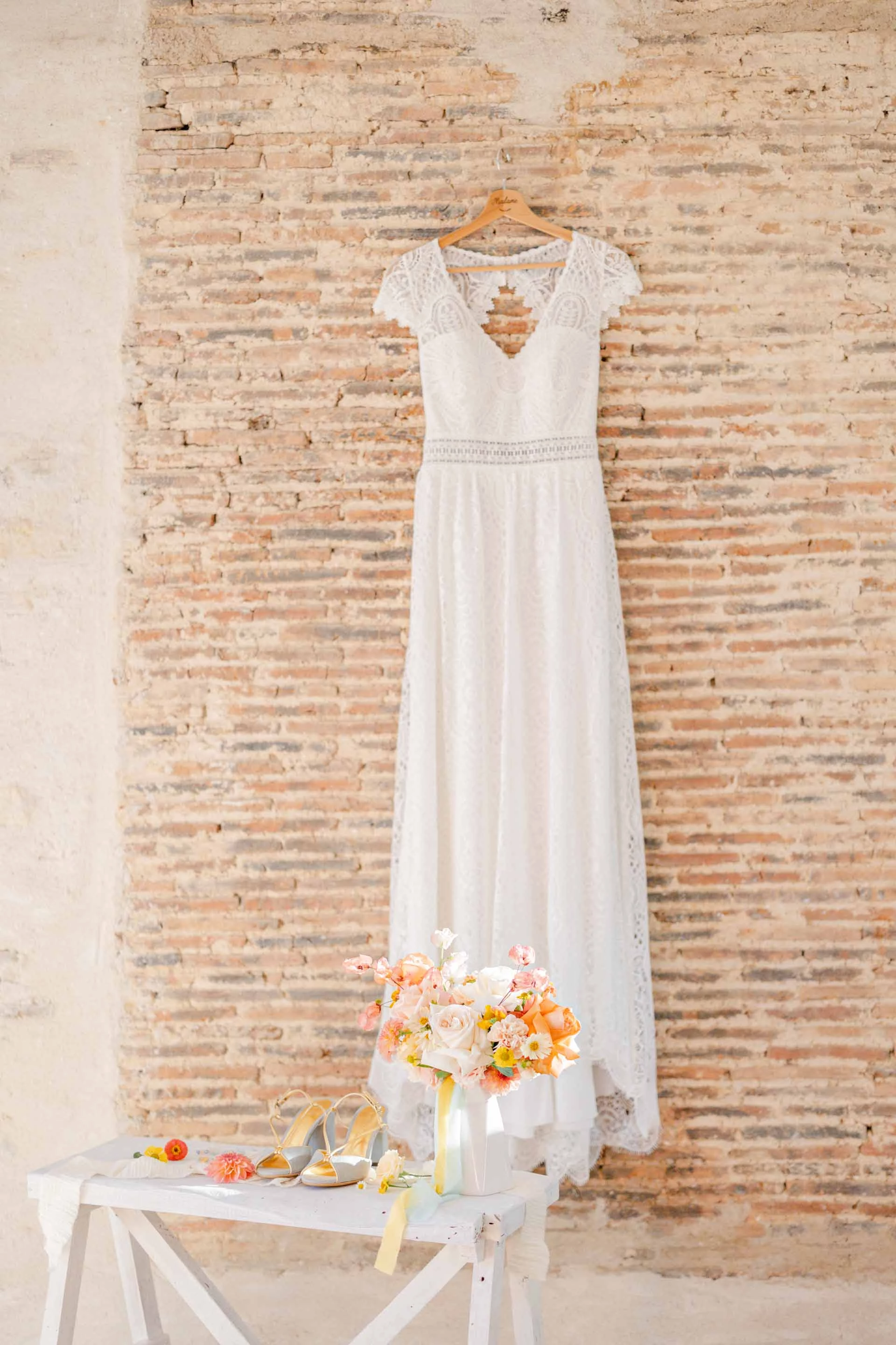 robe dentelle gris marron mariage